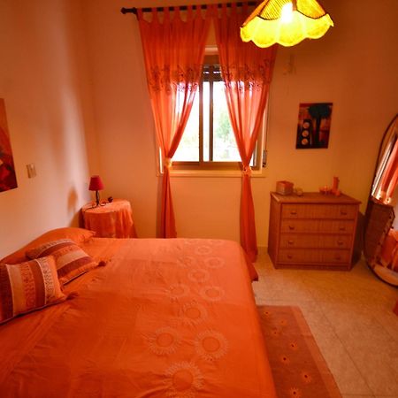 Casa Unifamiliar Con Jard N Privado Villa อันโญเน บันญี ภายนอก รูปภาพ