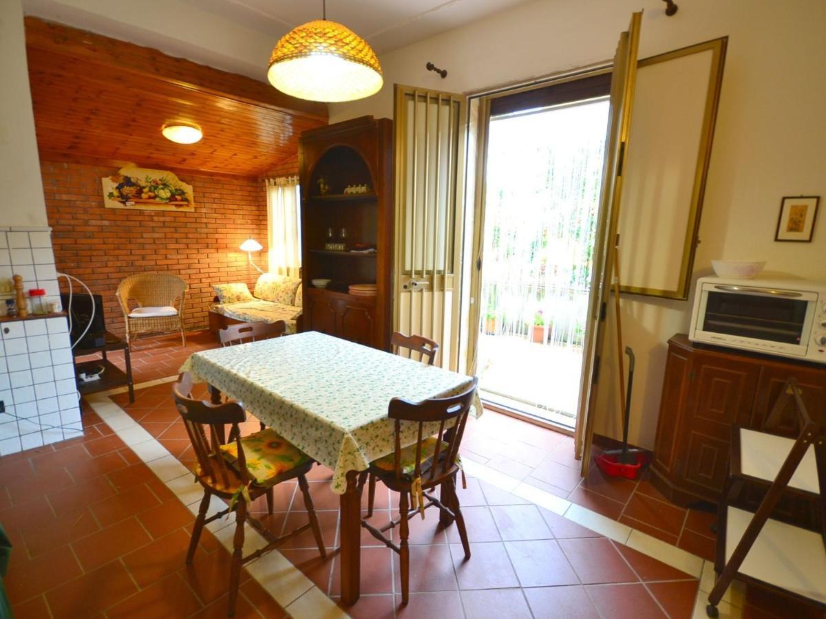 Casa Unifamiliar Con Jard N Privado Villa อันโญเน บันญี ภายนอก รูปภาพ