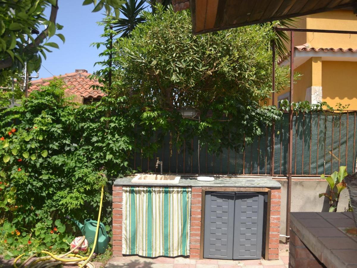 Casa Unifamiliar Con Jard N Privado Villa อันโญเน บันญี ภายนอก รูปภาพ